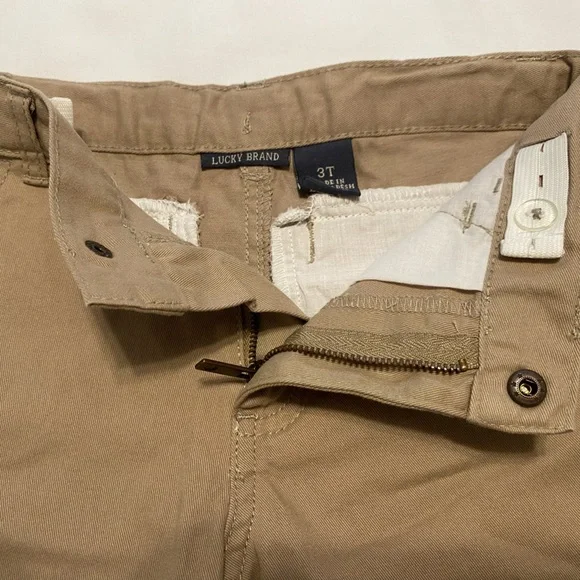 NEW Lucky Brand Khaki Shorts Boys’ Size 3T Cotton adjustable waistband pockets - Picture 4 of 9